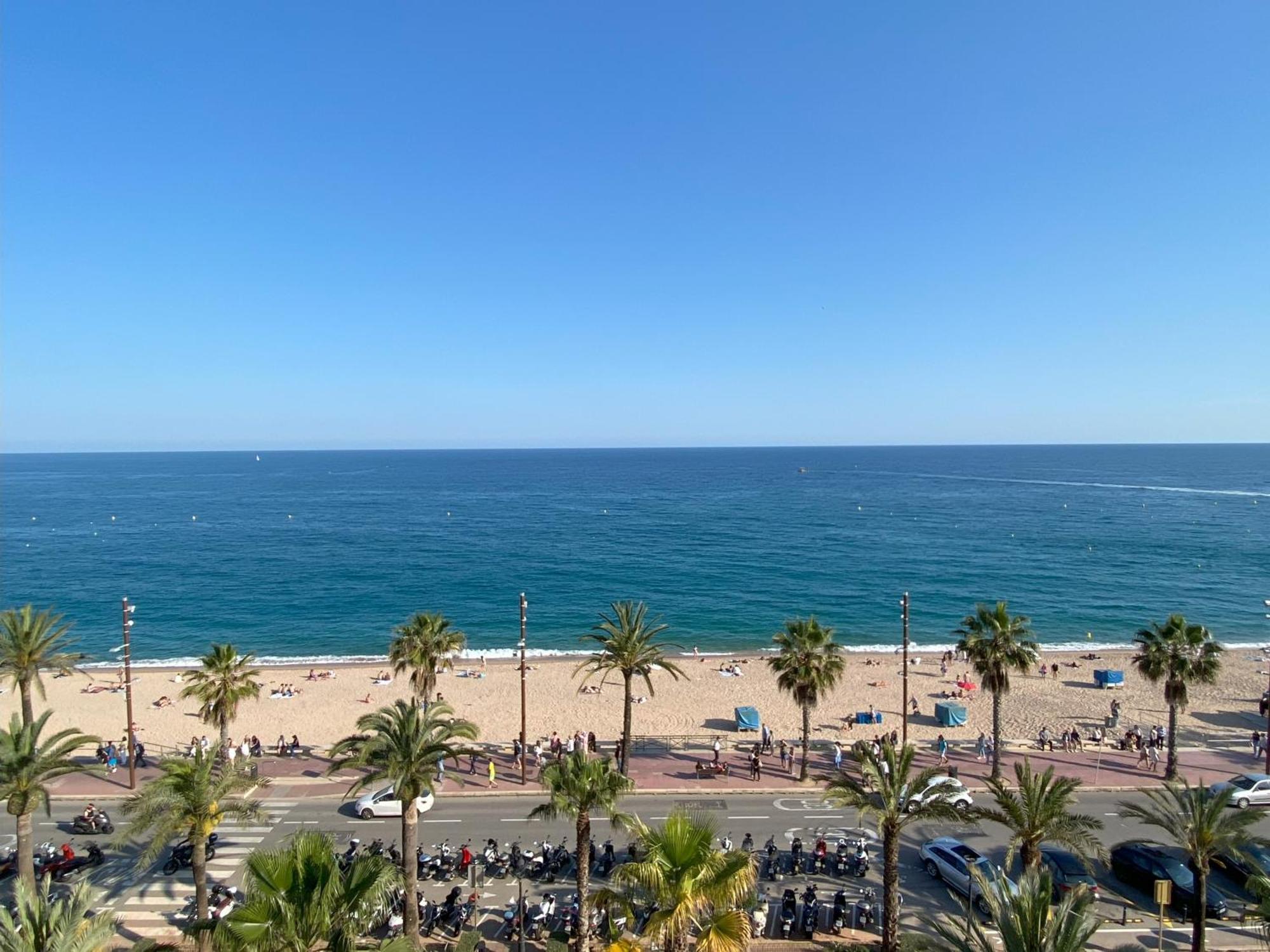 Mediterranean Apartment In Lloret De Mar Next To The Sea ภายนอก รูปภาพ